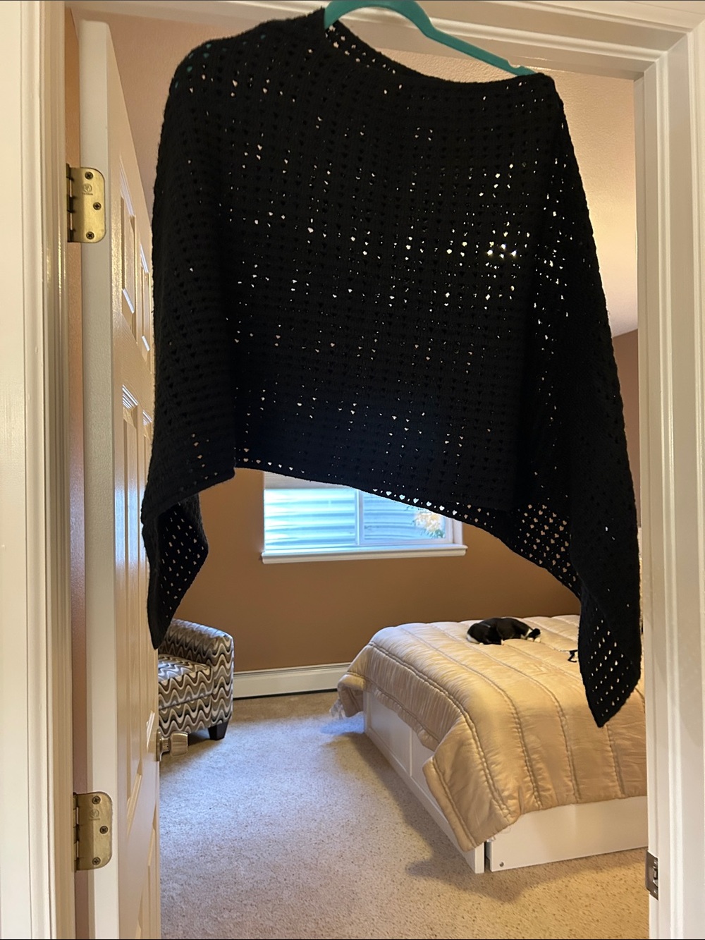 Casual Corner Black Open-Weave Cropped Poncho